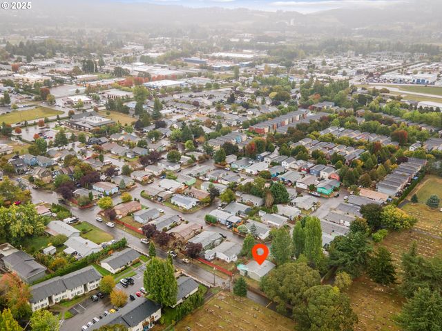 300 S EVEREST St 44, Newberg, OR 97132