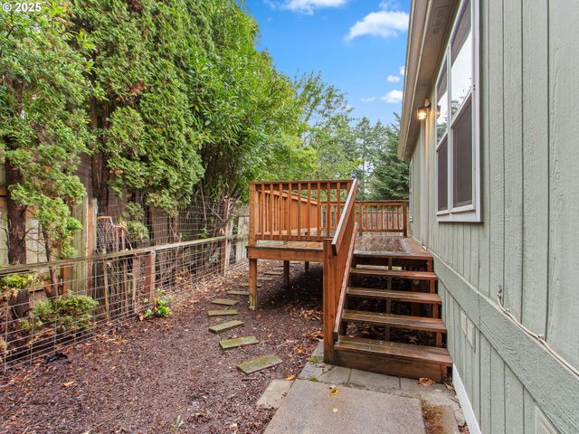 300 S EVEREST St 44, Newberg, OR 97132