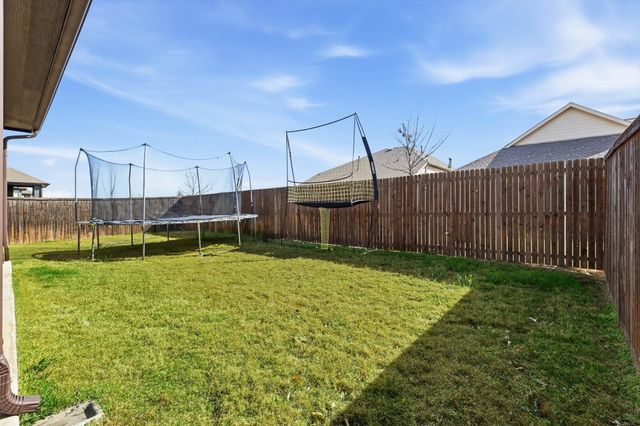 1220 Thrasher Drive, Little Elm, TX 75068