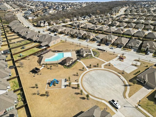 1220 Thrasher Drive, Little Elm, TX 75068