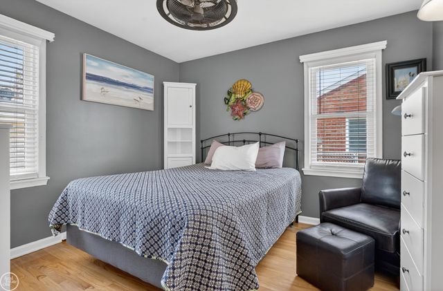 20631 Chalon Street, Saint Clair Shores, MI 48080