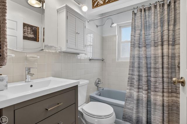 20631 Chalon Street, Saint Clair Shores, MI 48080