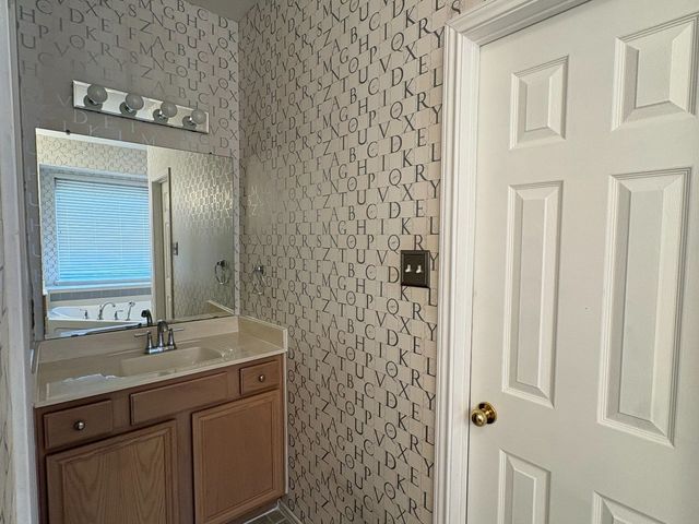 2027 Saint Anne Drive, Allen, TX 75013