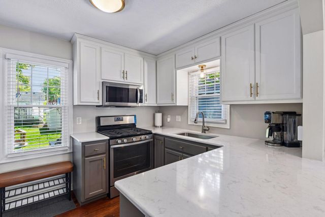 4031 Yosemite Avenue S, Saint Louis Park, MN 55416