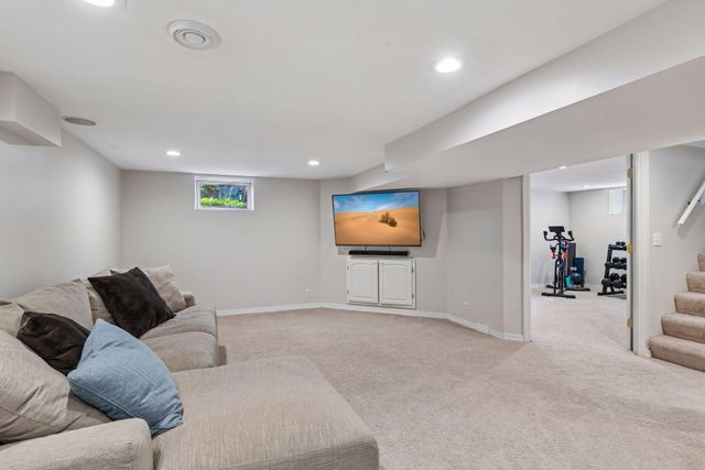 4031 Yosemite Avenue S, Saint Louis Park, MN 55416