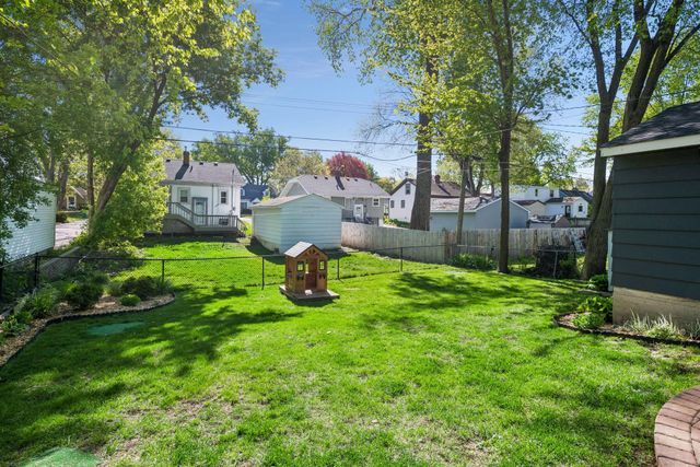 4031 Yosemite Avenue S, Saint Louis Park, MN 55416