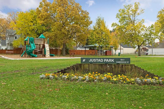 4031 Yosemite Avenue S, Saint Louis Park, MN 55416