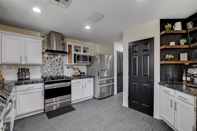 3744 Laguna Veneta Avenue, Las Vegas, NV 89141
