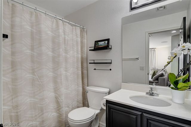 3744 Laguna Veneta Avenue, Las Vegas, NV 89141