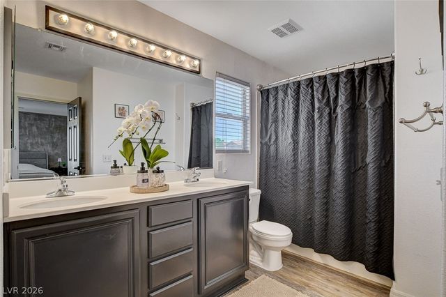 3744 Laguna Veneta Avenue, Las Vegas, NV 89141