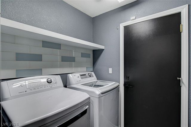 3744 Laguna Veneta Avenue, Las Vegas, NV 89141