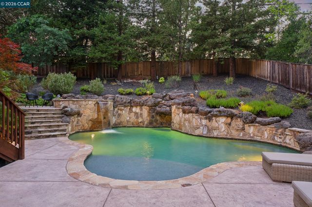 154 Crest Ave, Alamo, CA 94507