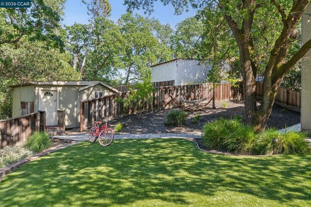 154 Crest Ave, Alamo, CA 94507