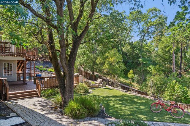 154 Crest Ave, Alamo, CA 94507