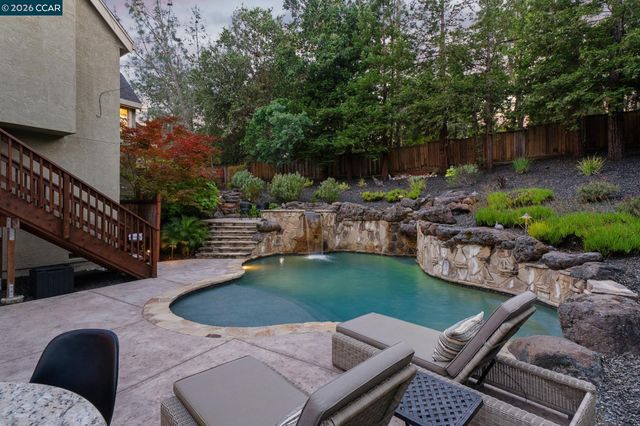 154 Crest Ave, Alamo, CA 94507