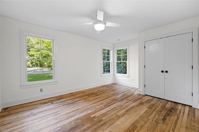 561 SCOTT Circle, Decatur, GA 30033