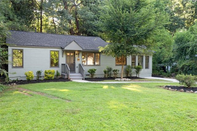 561 SCOTT Circle, Decatur, GA 30033