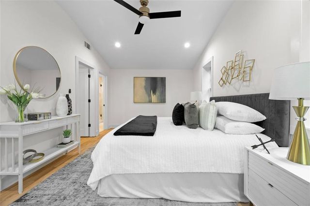 561 SCOTT Circle, Decatur, GA 30033