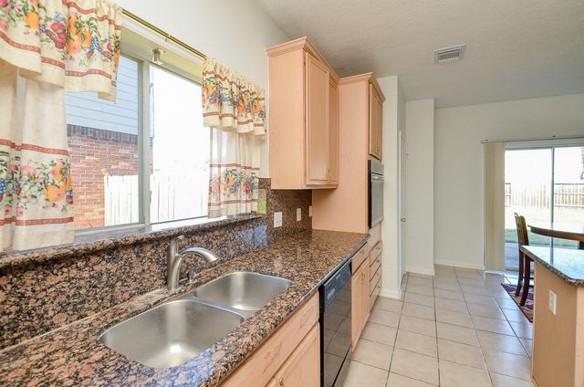 5519 Gatesprings Lane, Sugar Land, TX 77479