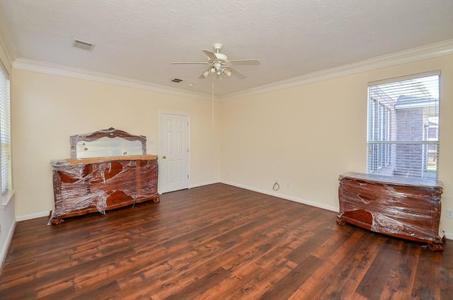 5519 Gatesprings Lane, Sugar Land, TX 77479