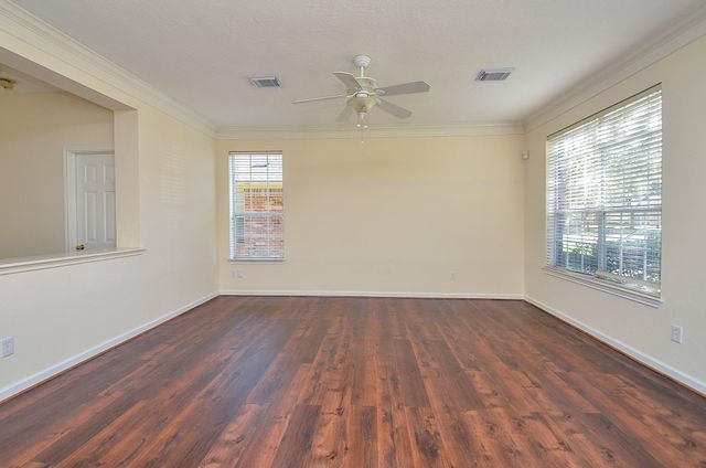 5519 Gatesprings Lane, Sugar Land, TX 77479