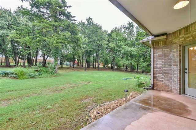 8960 Overlook Drive, Guthrie, OK 73044