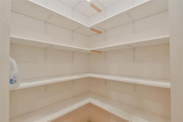 8960 Overlook Drive, Guthrie, OK 73044