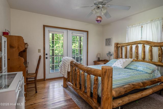 56 Waxwing Trail, Murphy, NC 28906