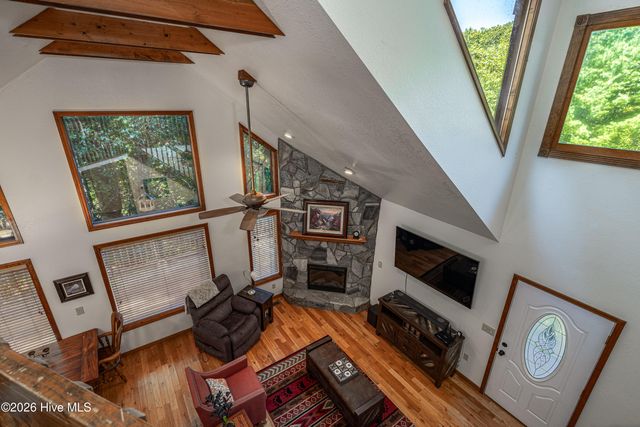 56 Waxwing Trail, Murphy, NC 28906