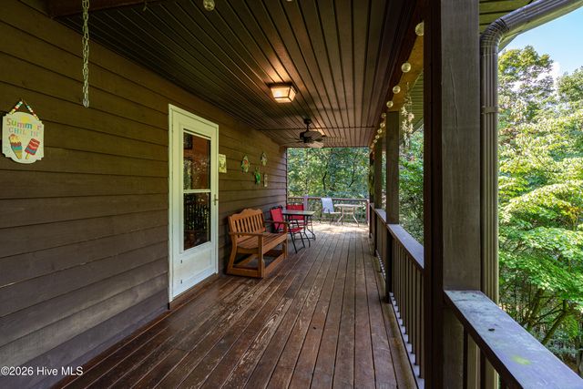 56 Waxwing Trail, Murphy, NC 28906