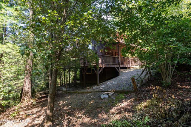 56 Waxwing Trail, Murphy, NC 28906