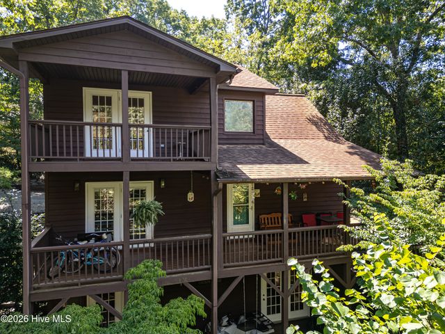 56 Waxwing Trail, Murphy, NC 28906