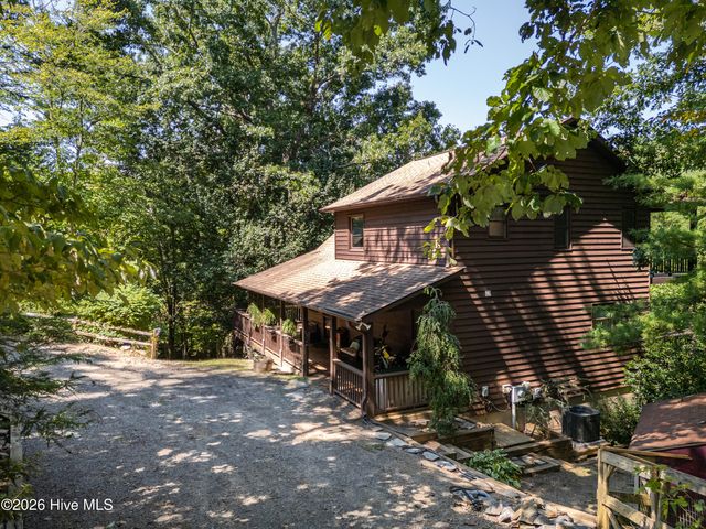 56 Waxwing Trail, Murphy, NC 28906