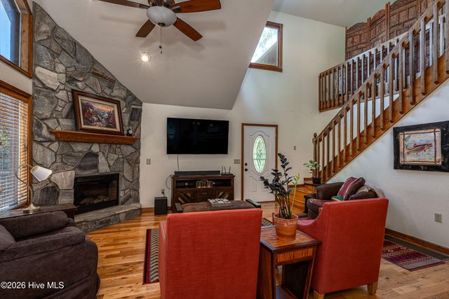 56 Waxwing Trail, Murphy, NC 28906