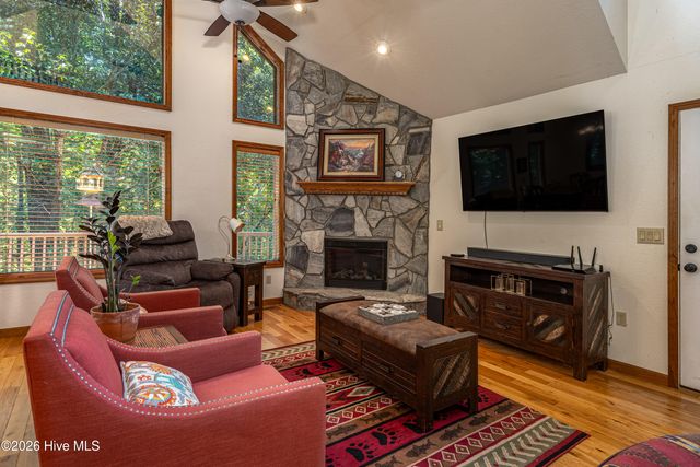 56 Waxwing Trail, Murphy, NC 28906
