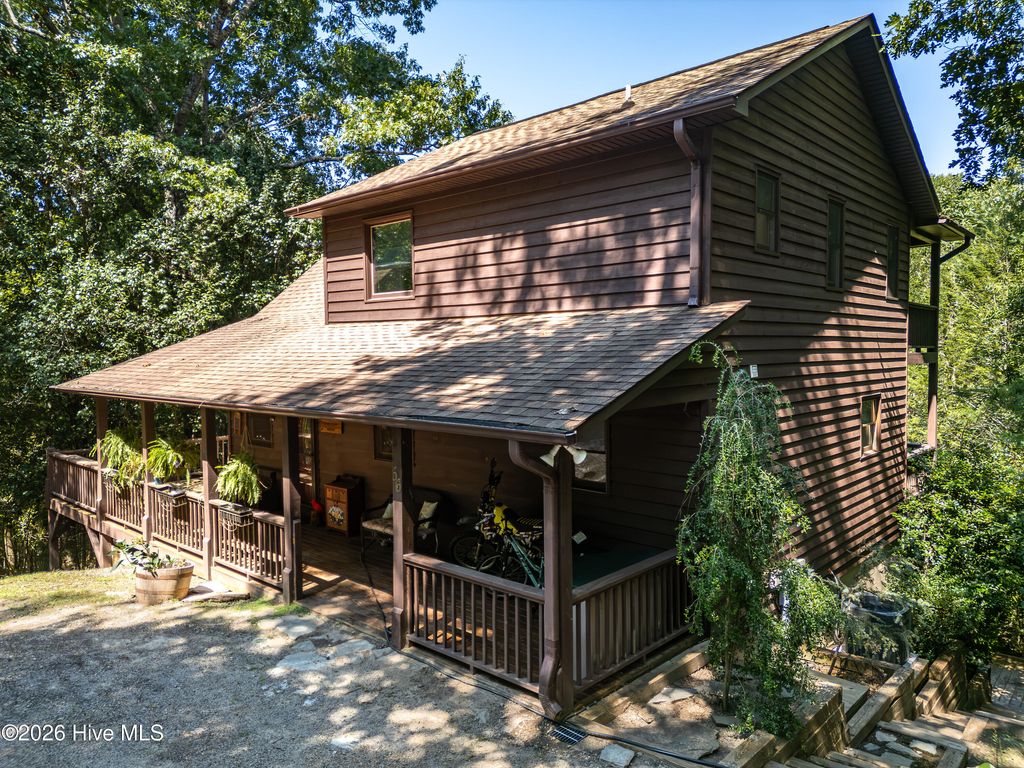 56 Waxwing Trail, Murphy, NC 28906