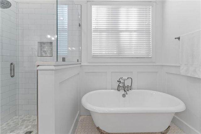 15 Semmes Avenue, Mobile, AL 36604