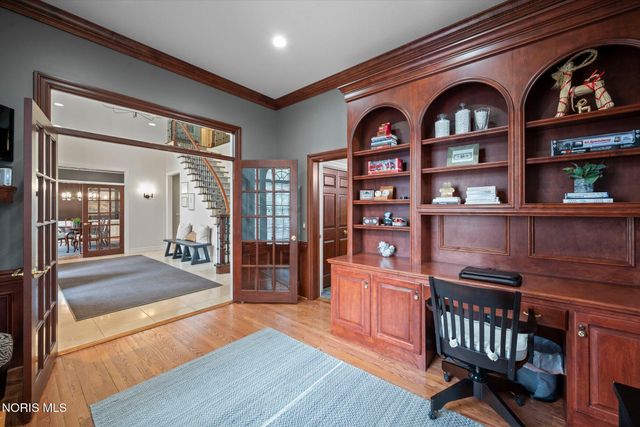 26976 W River Road, Perrysburg, OH 43551
