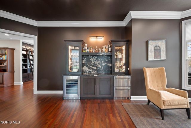 26976 W River Road, Perrysburg, OH 43551