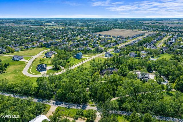 26976 W River Road, Perrysburg, OH 43551