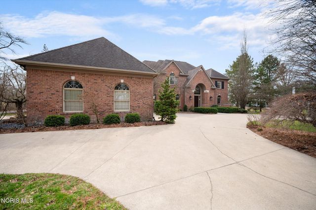 26976 W River Road, Perrysburg, OH 43551