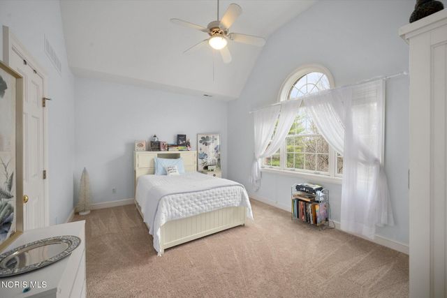 26976 W River Road, Perrysburg, OH 43551