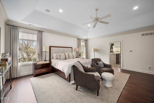 26976 W River Road, Perrysburg, OH 43551