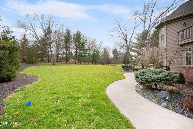 26976 W River Road, Perrysburg, OH 43551