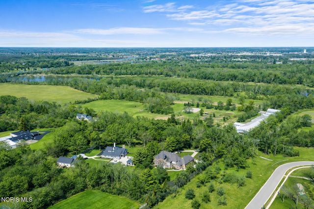 26976 W River Road, Perrysburg, OH 43551