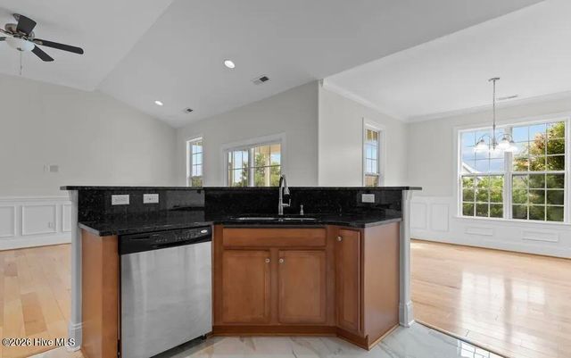 7128 Sevilleen Drive SW, Ocean Isle Beach, NC 28469