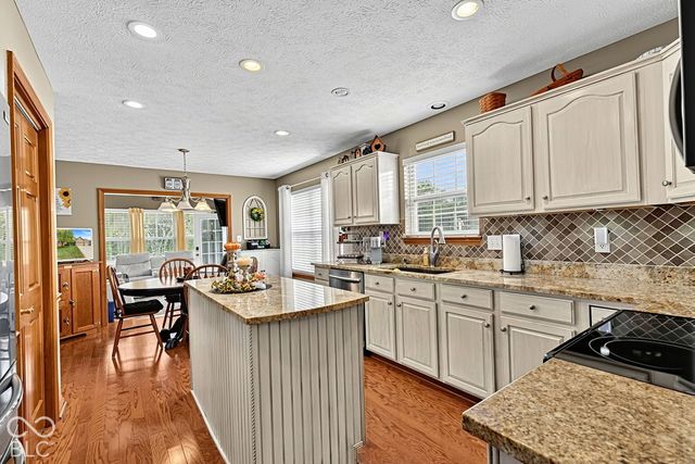 7291 Plantation Lane, Avon, IN 46123