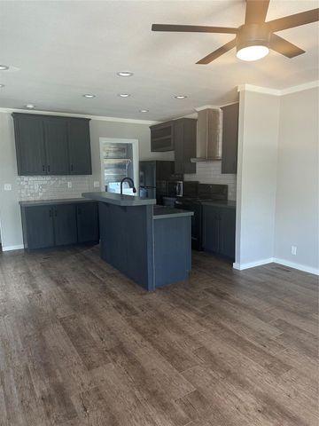 21509 W Hammond Drive, Porter, TX 77365