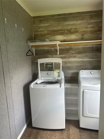 21509 W Hammond Drive, Porter, TX 77365