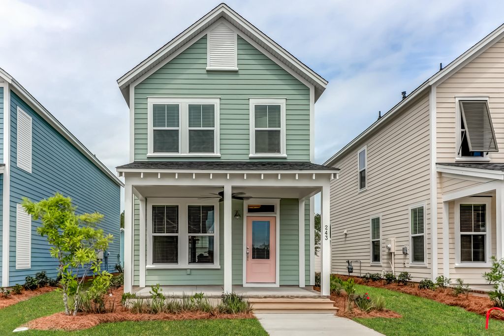 243 Symphony Avenue, Summerville, SC 29486
